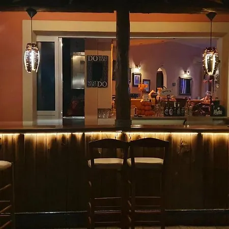 Lejlighedshotel Phivos